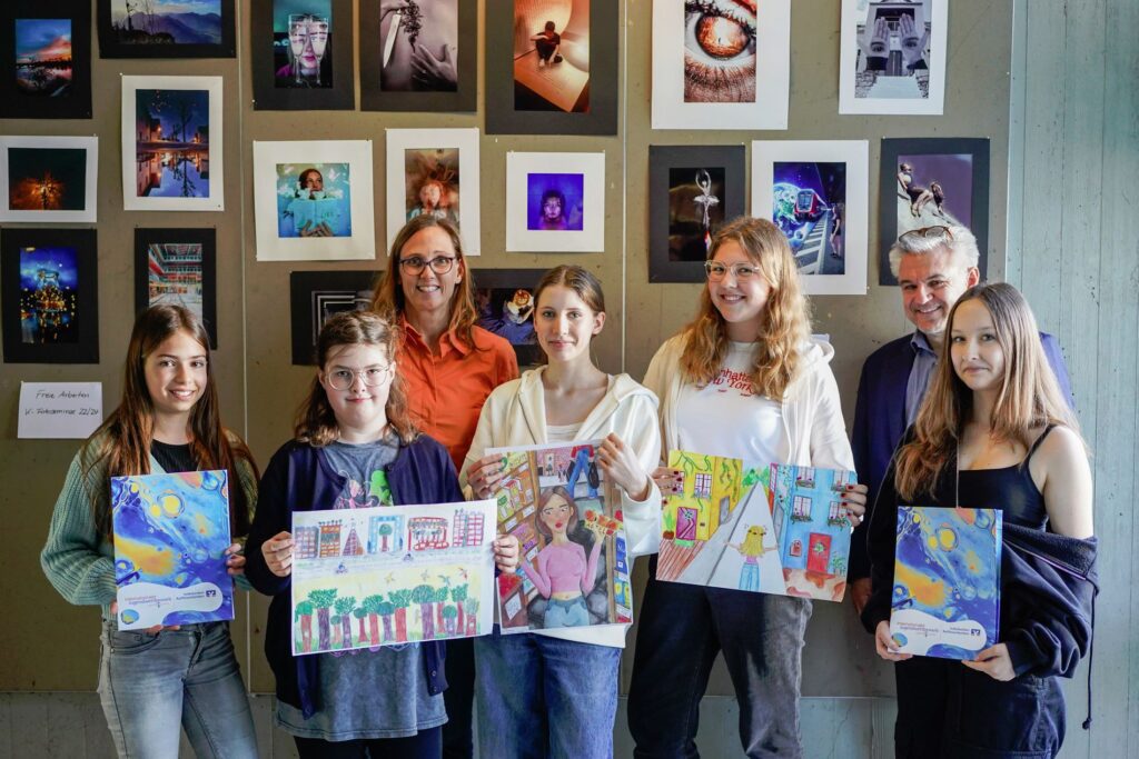 Schülerinnen und Schüler des FLG erfolgreich beim Raiffeisenwettbewerb